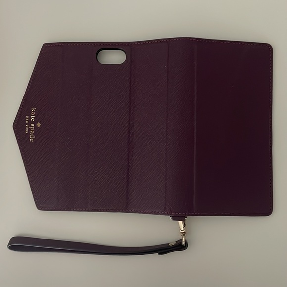 Kate Spade Envelope Wristlet in Burgundy - Picture 5 of 6